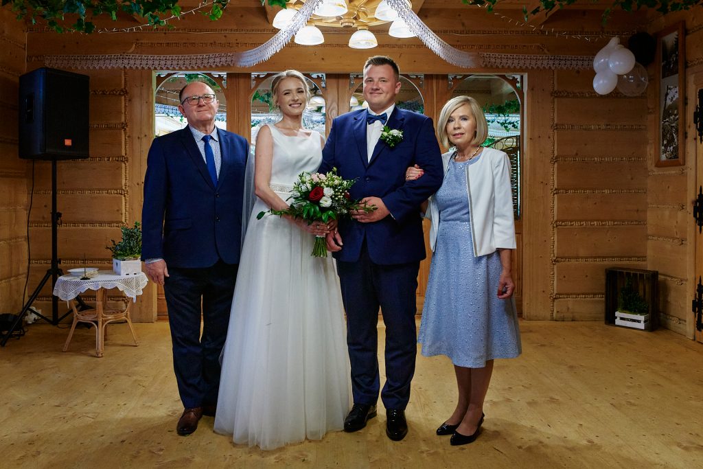 wesele w gazdówce pod lasem