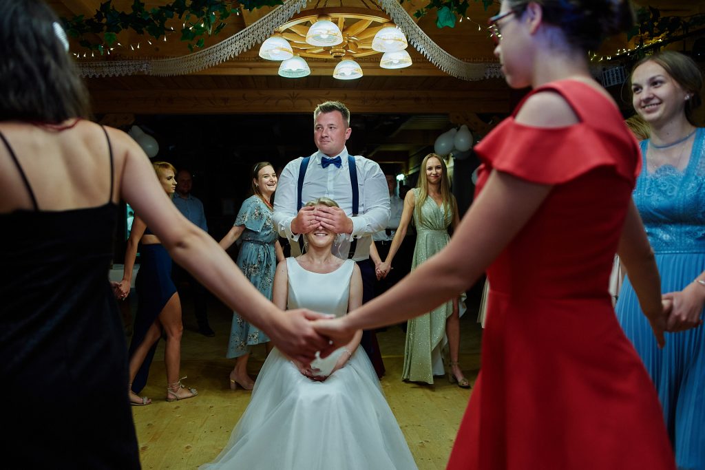 wesele w gazdówce pod lasem