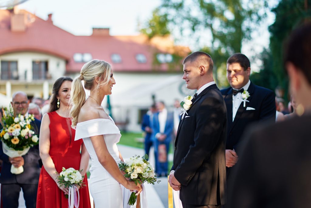 ślub plenerowy w hotelu prezydent