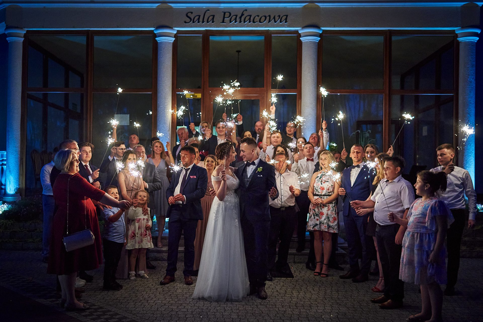 zimne ognie na weseli